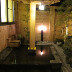 Отель Kamikita Sakura Onsen Мисава бассейн