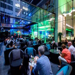 Отель Novotel Bangkok Ploenchit Sukhumvit гостиничный бар