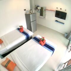 Отель The Room Patong фитнесс-зал фото 4