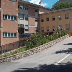 Отель Casa Religiosa Di Ospitalita Nazareno Сполето парковка
