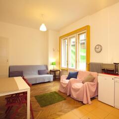Отель Corvin Apartment Budapest Венгрия, Будапешт - отзывы, цены и фото номеров - забронировать отель Corvin Apartment Budapest онлайн комната для гостей фото 2