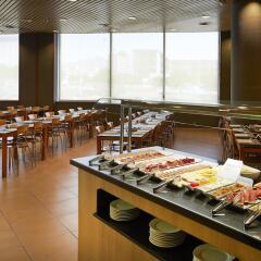 Отель Hesperia Sant Joan Suites питание фото 3