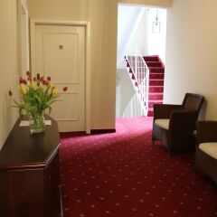 Отель The Little Guesthouse Salzburg Зальцбург интерьер отеля
