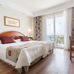 Отель Hipotels Hotel Flamenco Conil Испания, Кониль-де-ла-Фронтера - отзывы, цены и фото номеров - забронировать отель Hipotels Hotel Flamenco Conil онлайн комната для гостей фото 2
