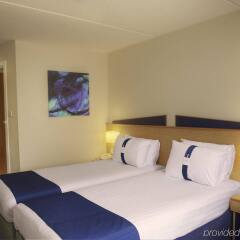 Отель Holiday Inn Express Glasgow Theatreland комната для гостей фото 4