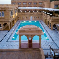 Hotel Rang Mahal бассейн фото 3