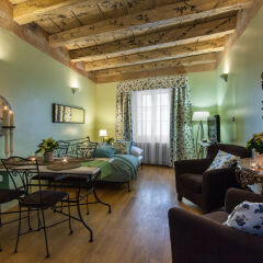 Апартаменты Charming Prague Apartments At Black Star комната для гостей