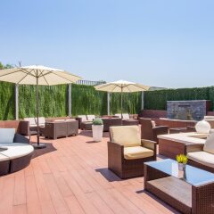 Отель Crowne Plaza Madrid Airport бассейн фото 2