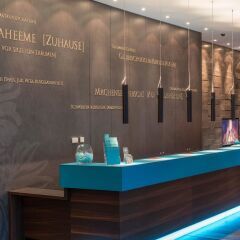 Отель Motel One Leipzig - Nikolaikirche Германия, Лейпциг - отзывы, цены и фото номеров - забронировать отель Motel One Leipzig - Nikolaikirche онлайн интерьер отеля
