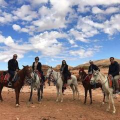 Отель Ammarin Bedouin Camp Иордания, Вади-Муса - отзывы, цены и фото номеров - забронировать отель Ammarin Bedouin Camp онлайн с домашними животными