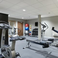 Отель Hilton Garden Inn Brussels City Centre Бельгия, Брюссель - 4 отзыва об отеле, цены и фото номеров - забронировать отель Hilton Garden Inn Brussels City Centre онлайн фитнесс-зал