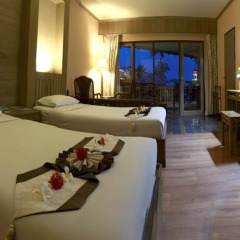 Отель Aloha Resort в номере