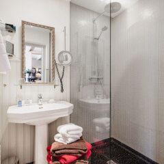 Hotel Seven One Seven ванная