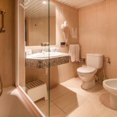 Апартаменты Vistasol Apartments ванная фото 2
