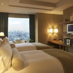 Отель The Strings By Intercontinental Tokyo Токио удобства в номере