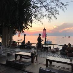 Отель AC 2 Resort пляж