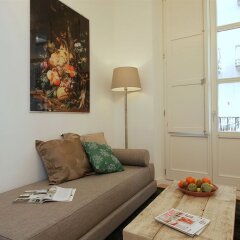 Апартаменты Ramblas Deluxe Apartments комната для гостей фото 3
