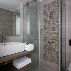 Отель Paradise Hotel Corfu Греция, Корфу - отзывы, цены и фото номеров - забронировать отель Paradise Hotel Corfu онлайн ванная