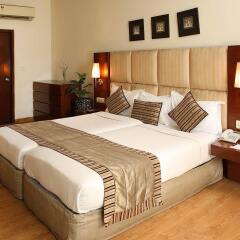 Отель Ahuja Residency Sunder Nagar комната для гостей фото 2