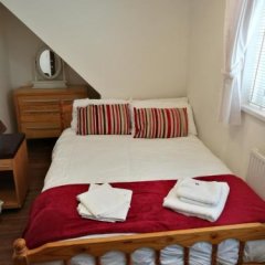 Oxford House Bed and Breakfast in Kidlington, United Kingdom from 166$, photos, reviews - zenhotels.com guestroom