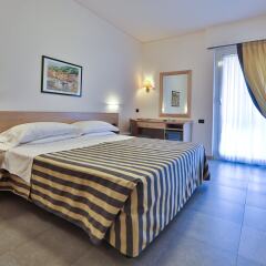 Hotel Laurin Церковь Св. Маргариты Лигурийской комната для гостей
