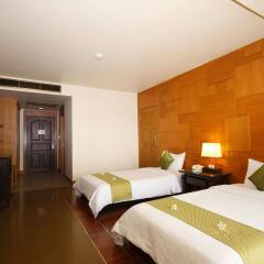 Отель Sea Breeze Jomtien Resort комната для гостей фото 2