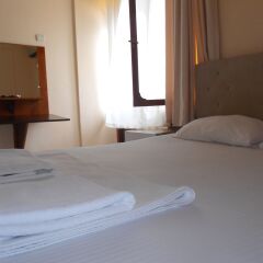 Отель Garden Prizma Pension сейф в номере