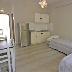 Отель Panorama Apartments Греция, Порос - 1 отзыв об отеле, цены и фото номеров - забронировать отель Panorama Apartments онлайн в номере фото 2