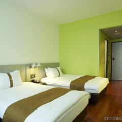 Отель Holiday Inn Bern Westside комната для гостей фото 3