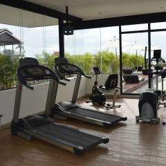 Aya Boutique Hotel Pattaya фитнесс-зал фото 4