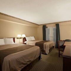 Отель Travelodge by Wyndham Ottawa West Канада, Оттава - отзывы, цены и фото номеров - забронировать отель Travelodge by Wyndham Ottawa West онлайн комната для гостей фото 5