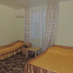 Гостиница Гостевой Дом Бриз в Анапе отзывы, цены и фото номеров - забронировать гостиницу Гостевой Дом Бриз онлайн Анапа комната для гостей фото 4