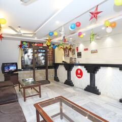 OYO 10750 Hotel Vivek интерьер отеля