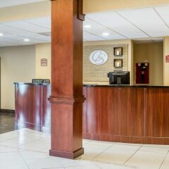 Отель Comfort Suites Atlanta Airport интерьер отеля фото 3