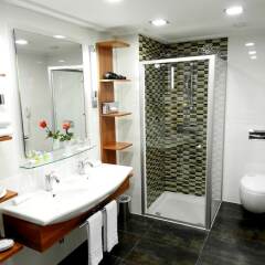 Отель International Hotel Хорватия, Загреб - отзывы, цены и фото номеров - забронировать отель International Hotel онлайн ванная