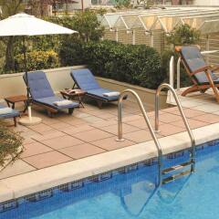 Hotel Gran Derby Suites Барселона бассейн фото 3