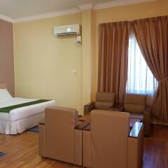 Zabu Thiri Hotel комната для гостей фото 5