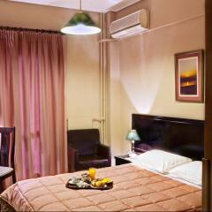 Nicola Hotel комната для гостей