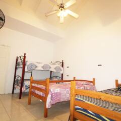 Отель Belleh23 Kingston Creative Guesthouse детские мероприятия