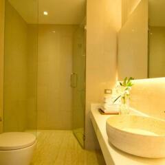 Seven Zea Chic Hotel ванная