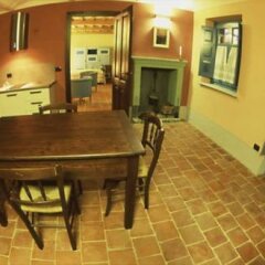 Отель Albergo Ristorante Garibaldi Чистерна-д'Асти в номере фото 2