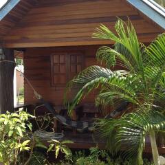 Отель New Coconut Bungalow Ланта