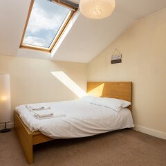 Отель 2 Bedroom Apartment in Dalston Великобритания, Лондон - отзывы, цены и фото номеров - забронировать отель 2 Bedroom Apartment in Dalston онлайн комната для гостей фото 2