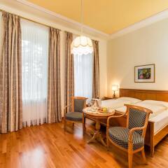 Hotel Bavaria Меран комната для гостей