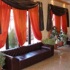 Отель Brilliantin Болгария, Сливен - отзывы, цены и фото номеров - забронировать отель Brilliantin онлайн интерьер отеля фото 2