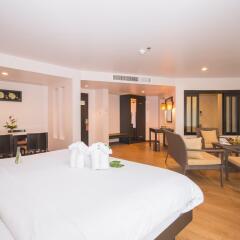 Отель Deevana Patong Resort & Spa 4* Люкс с различными типами кроватей