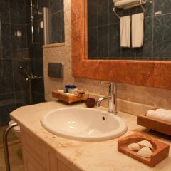 Likya Residence Hotel & Spa Boutique Class Турция, Калкан - отзывы, цены и фото номеров - забронировать отель Likya Residence Hotel & Spa Boutique Class онлайн ванная фото 2