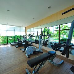 Отель Ramada by Wyndham Phuket Southsea фитнесс-зал фото 4