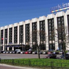 Гостиница Park Inn by Radisson Пулковская парковка