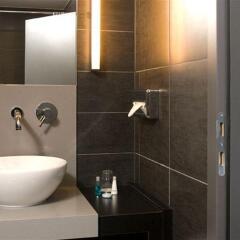 Отель Ramada Brussels Woluwe ванная фото 2